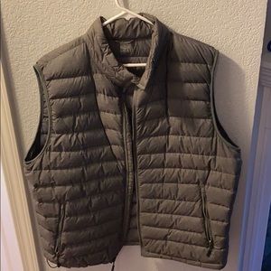 Men’s grey 32 degrees vest